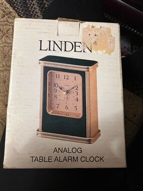 NIB vintage Linden analog table alarm clock